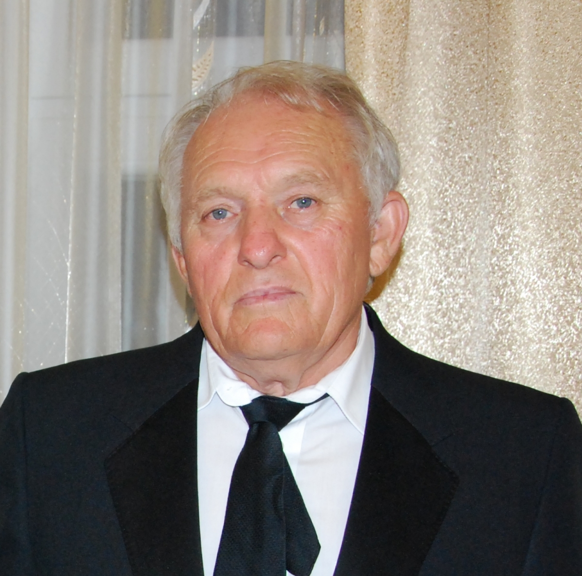 Gosztonyi Tibor 2000